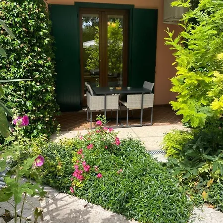 Bed & Breakfast Garda 4u Desenzano del Garda